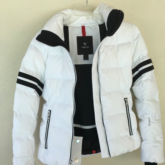 Fera Jackets & Blazers - ⭐️FERA⭐️Ski Coat/Jacket Women’s Size 4 White